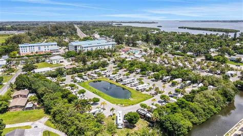 rv campgrounds near venice fl  Some sites back directly up to the waterfront on the Myakka River